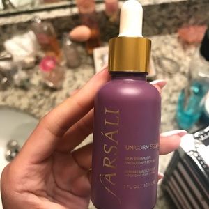 Farsali unicorn Essence💜
